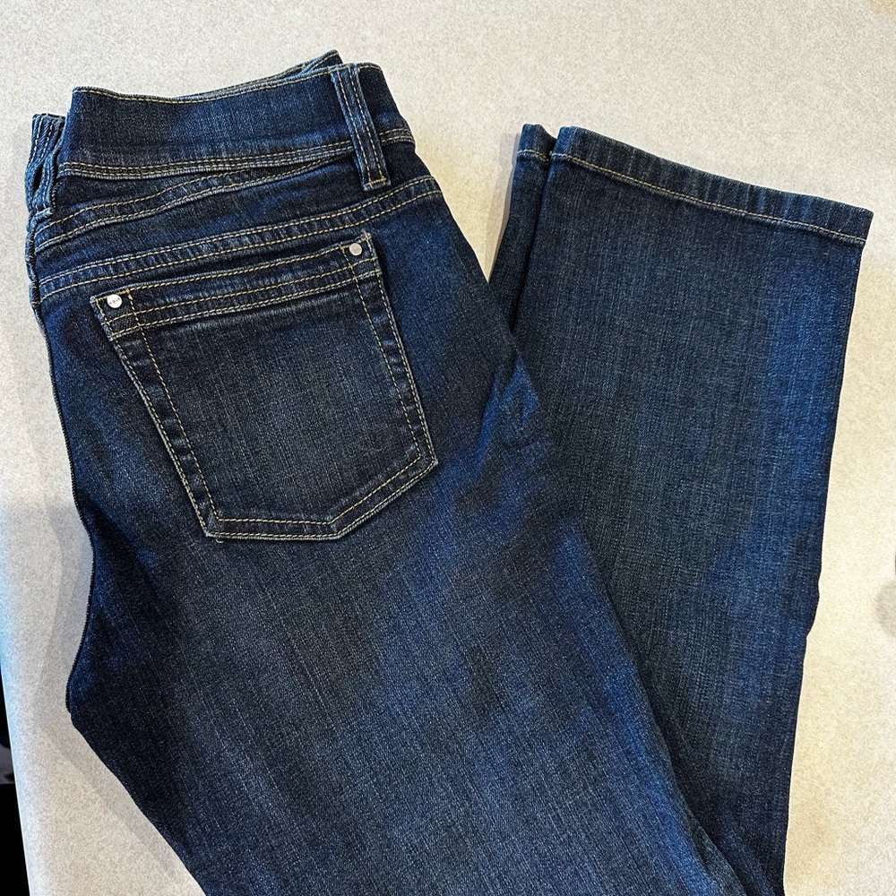 [WHITE HOUSE/BLACK MARKET] Mid rise/straight leg jeans